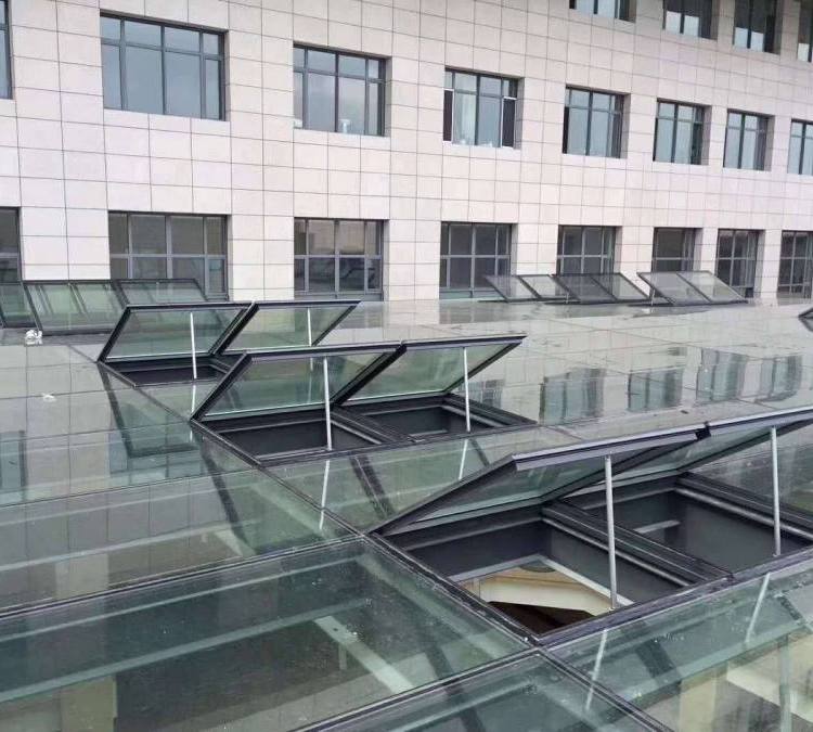 側開排煙天窗